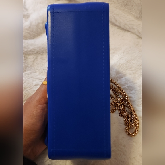 [NWOT] Cobalt Blue PVC Crossbody/Shoulder Bag - Picture 4 of 7
